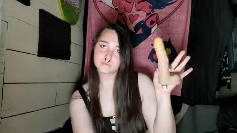 Snapshot of nonbinarybeauty20 chatting on 06.15.26 nonbinarybeauty20 online show from 06.15.26