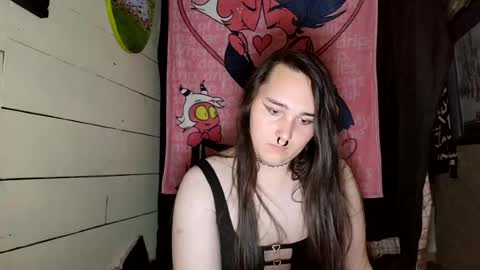 Snapshot of nonbinarybeauty20 chatting on 07.01.26 nonbinarybeauty20 online show from 07.01.26
