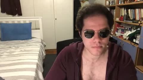 nongay379444 online show from 12.19.24