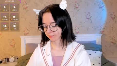 Snapshot of nora_failure chatting on 12.10.24 Nora Failure online show from 12.10.24