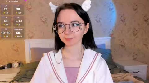 Snapshot of nora_failure chatting on 12.10.24 Nora Failure online show from 12.10.24