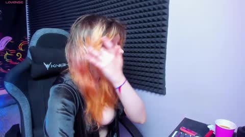 Nora online show from 10.03.25