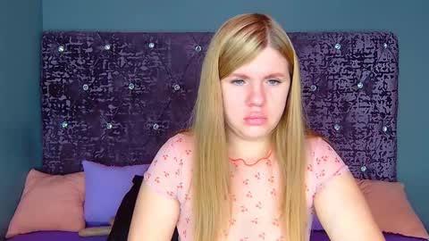 Nora online show from 11.10.25