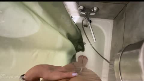 Eva online show from 01.30.25