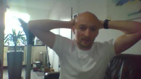 Snapshot of nordicrunner76 chatting on 05.17.26 nordicrunner76 online show from 05.17.26