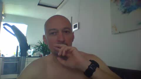 Snapshot of nordicrunner76 chatting on 05.20.26 nordicrunner76 online show from 05.20.26