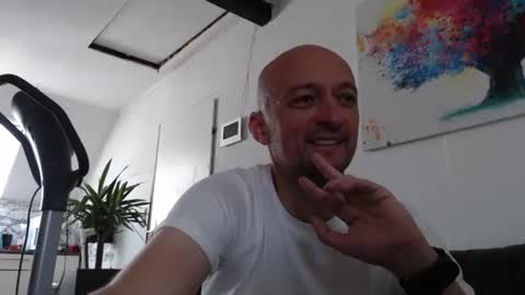 Snapshot of nordicrunner76 chatting on 05.21.26 nordicrunner76 online show from 05.21.26