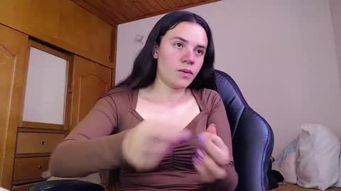 Snapshot of noreen_ chatting on 03.13.26 noreen_ online show from 03.13.26