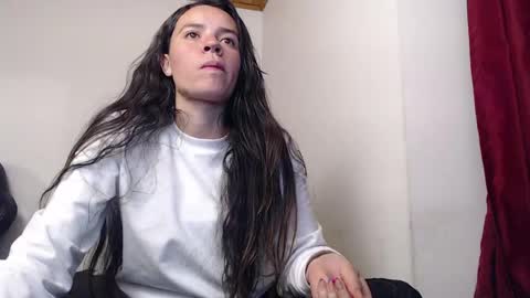 Snapshot of noreen_ chatting on 04.14.26 noreen_ online show from 04.14.26