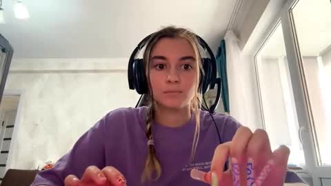 Elena online show from 02.24.26