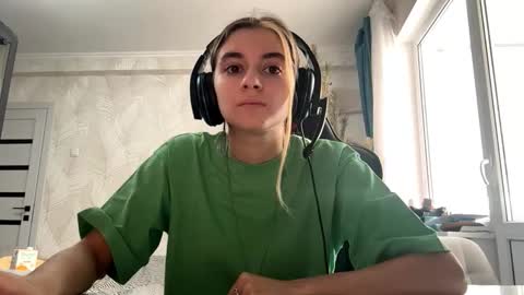 Elena online show from 02.25.26