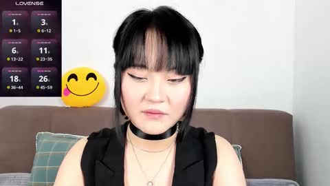 Snapshot of norinorika chatting on 02.25.26 Nori online show from 02.25.26