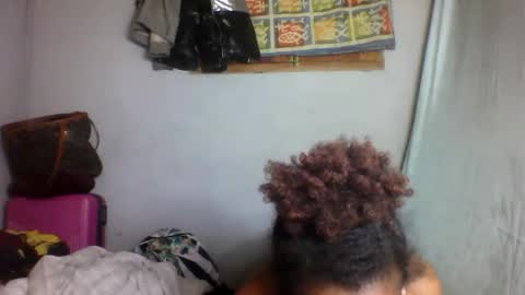 nosminah01 online show from 09.20.25