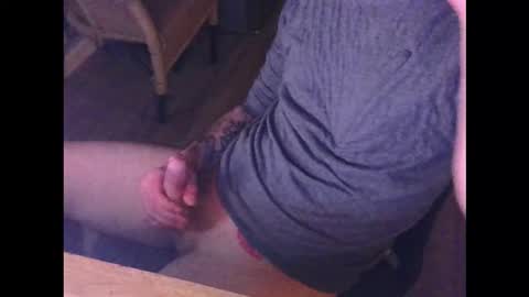 Snapshot of nostrezzzcum chatting on 11.07.25 nostrezzzcum online show from 11.07.25