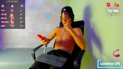 Snapshot of not_hoffman chatting on 12.20.24 HOFFMAN online show from 12.20.24