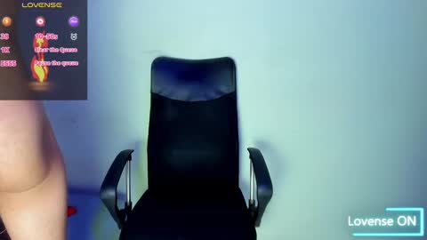 Snapshot of not_hoffman chatting on 12.23.24 HOFFMAN online show from 12.23.24