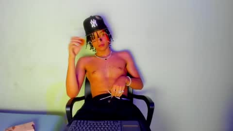 Snapshot of not_hoffman chatting on 01.17.25 HOFFMAN online show from 01.17.25