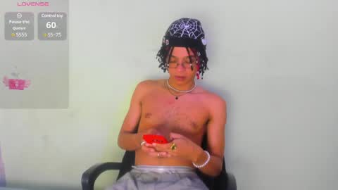 Snapshot of not_hoffman chatting on 01.22.25 HOFFMAN online show from 01.22.25