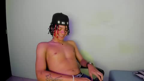 Snapshot of not_hoffman chatting on 02.05.25 HOFFMAN online show from 02.05.25