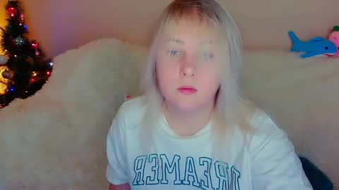 Snapshot of not_nakedcat chatting on 12.22.24 hi glad to chat online show from 12.22.24