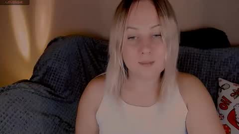 Snapshot of not_nakedcat chatting on 09.23.25 hi glad to chat online show from 09.23.25