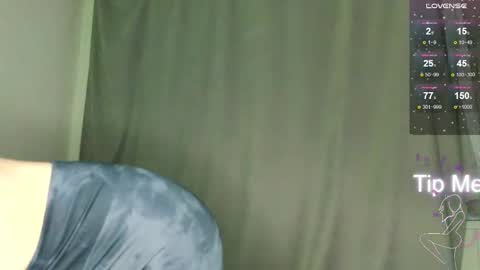 Hello My name is Helene NTMU  Finger up if u like what u see online show from 02.19.25