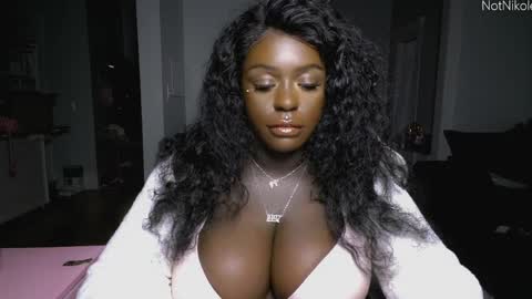 Nikole online show from 05.05.26