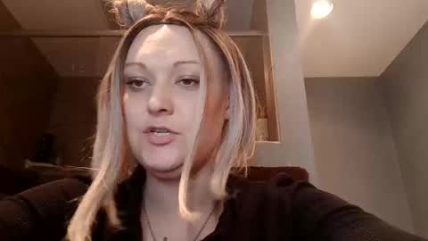 notouchmami online show from 10.29.25