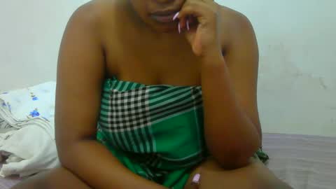 Snapshot of notoy1 chatting on 10.22.25 notoy1 online show from 10.22.25