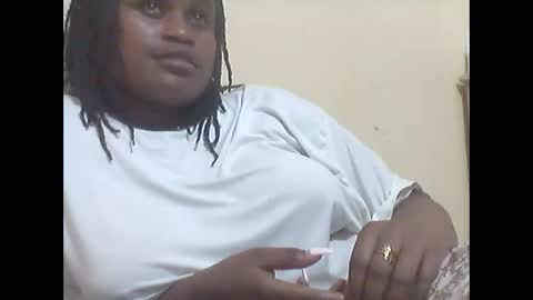 Snapshot of notoy1 chatting on 10.23.25 notoy1 online show from 10.23.25