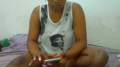 Snapshot of notoy1 chatting on 11.24.25 notoy1 online show from 11.24.25