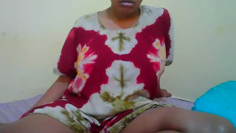 Snapshot of notoy1 chatting on 02.20.26 notoy1 online show from 02.20.26