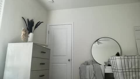 nellyxoxo online show from 02.17.26