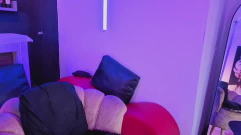 Nova Salvatore online show from 03.06.26