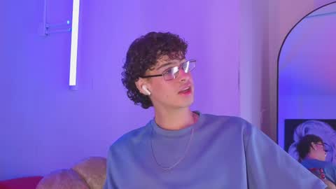 Nova Salvatore online show from 04.06.26