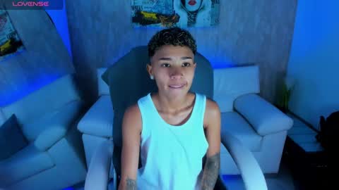 Snapshot of nova_sex1 chatting on 10.29.25 nova online show from 10.29.25