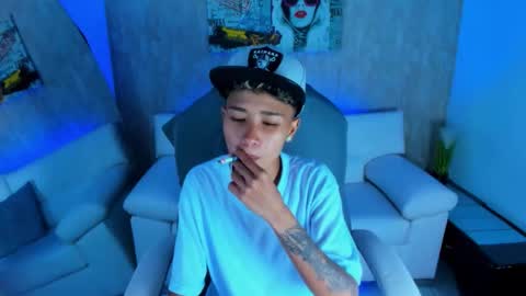 Snapshot of nova_sex1 chatting on 11.05.25 nova online show from 11.05.25