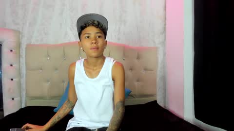 Snapshot of nova_sex1 chatting on 11.19.25 nova online show from 11.19.25