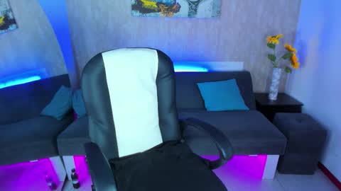 Snapshot of nova_sex1 chatting on 02.27.26 nova online show from 02.27.26