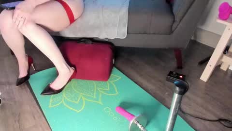 Nova Harper online show from 02.11.25