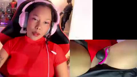 Snapshot of novalyn_ chatting on 09.12.25 Nova  online show from 09.12.25