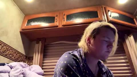 Snapshot of novamay96 chatting on 10.28.25 novamay96 online show from 10.28.25