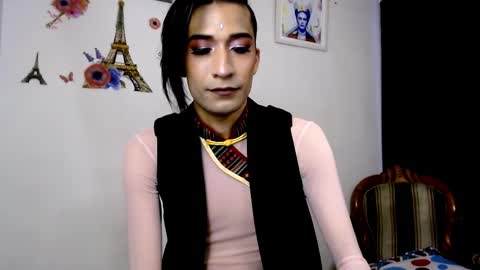 Snapshot of novanyx11 chatting on 02.12.25 Nova... online show from 02.12.25