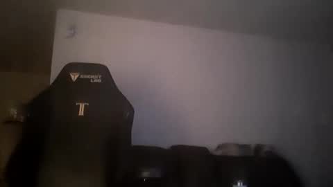 Snapshot of novasocia chatting on 09.22.25 novasocia online show from 09.22.25