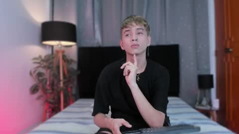 NovayBrian online show from 01.07.25