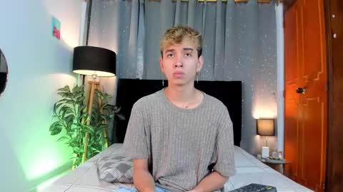 NovayBrian online show from 02.11.25