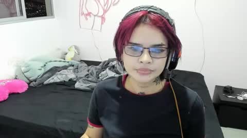 Snapshot of noxarcanee chatting on 01.13.25 Goth Darling online show from 01.13.25