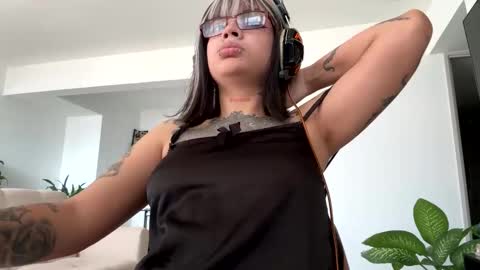 Snapshot of noxarcanee chatting on 01.20.25 Goth Darling online show from 01.20.25