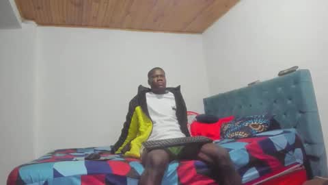 Snapshot of nreus chatting on 11.04.25 nreus online show from 11.04.25