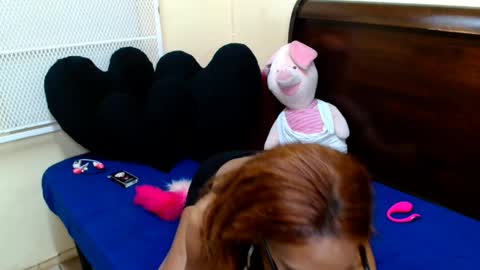 Snapshot of nubiangiggles chatting on 04.10.26 Nubiangiggles online show from 04.10.26